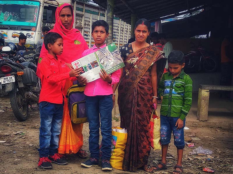 Distribution-of-posters_Fishing-Cat_Awareness-Program_Bhangor
